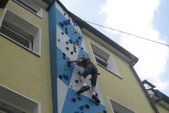 IMG 3036  unsere "hauseigene" Kletterwand für kletterinteressierte Kinder. Terminabsprache jederzeit möglich.
